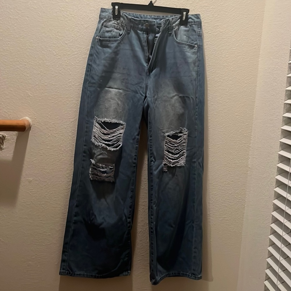 Wide Leg Ripped Jeans